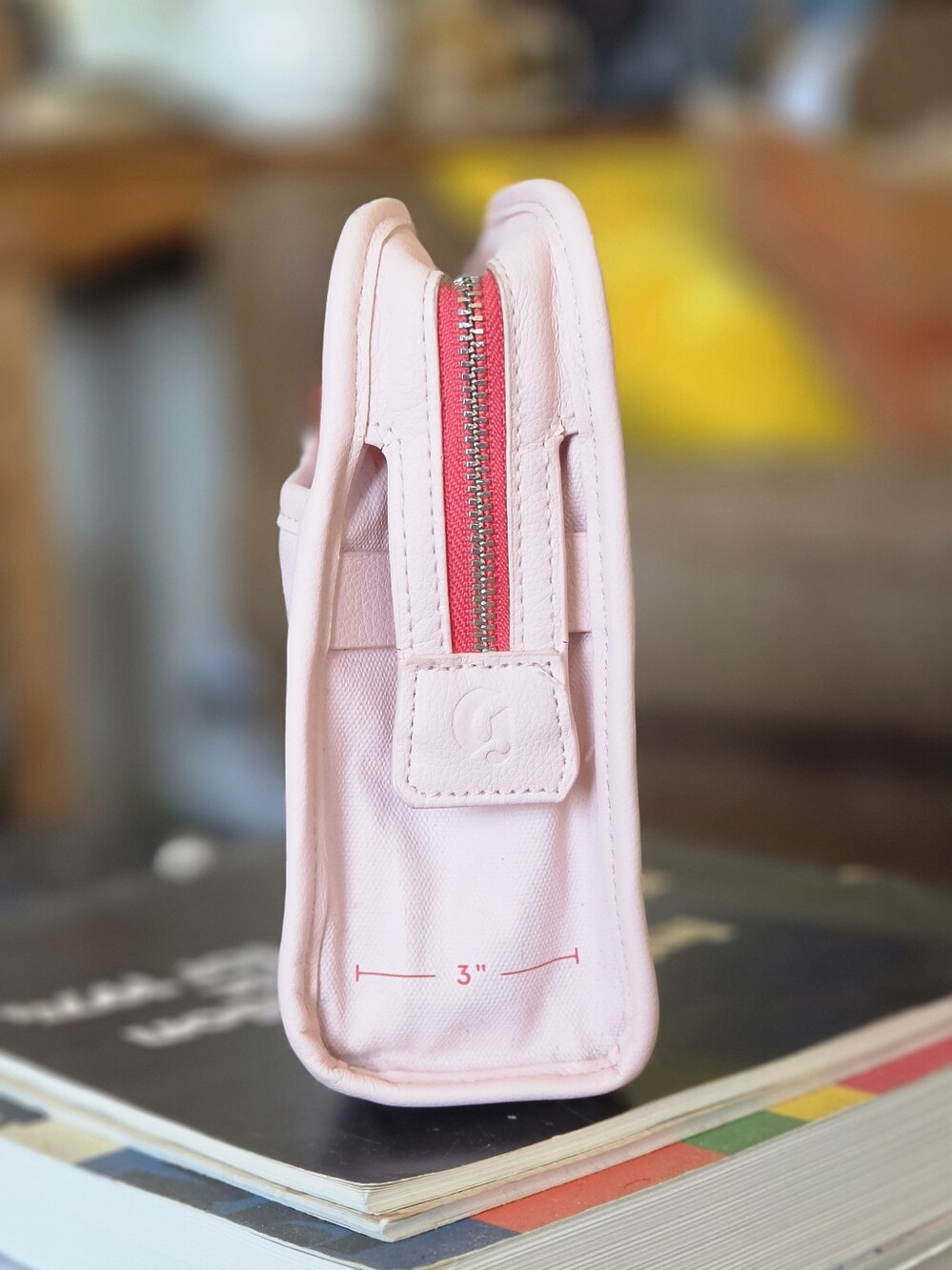 Glossier Beauty Bag - Pink Waxed Canvas - Picture 5 of 10
